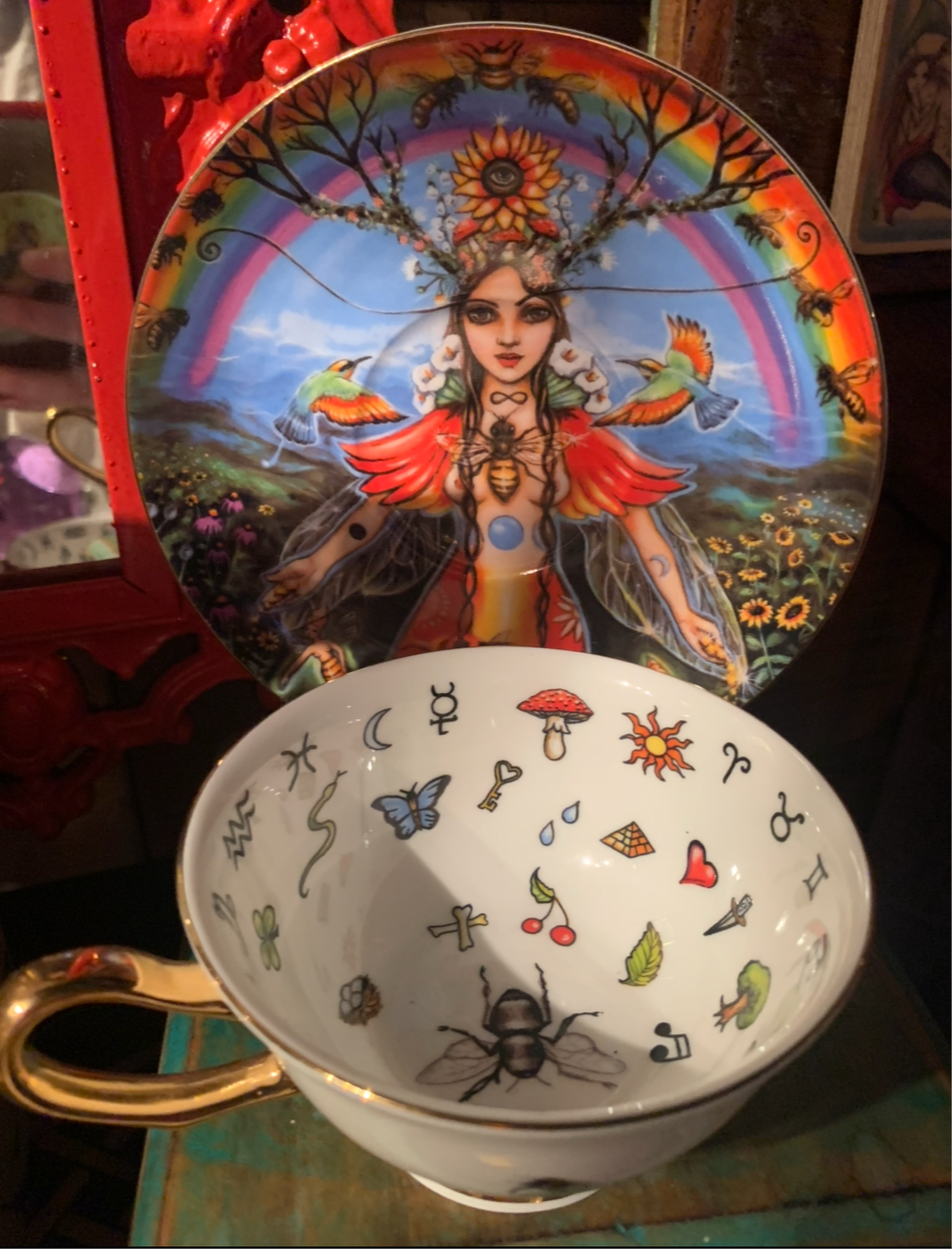Path of Pollen – Teetasse und Untertasse „Divination“ in limitierter Auflage