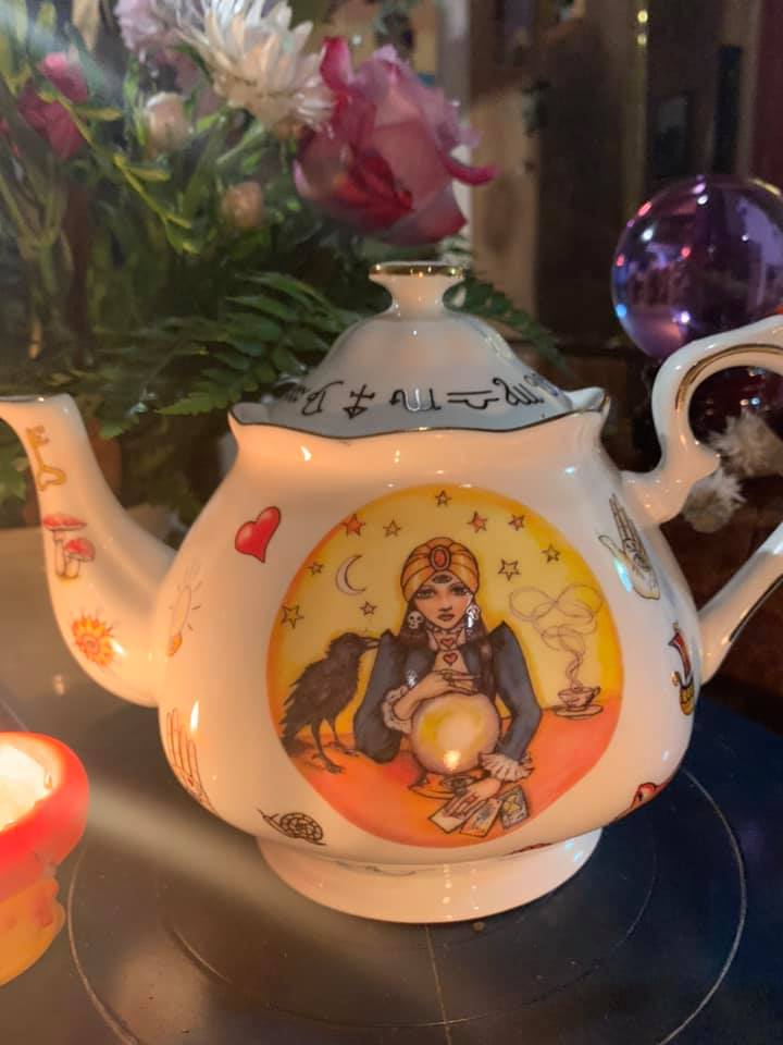 fortune teller teapot
